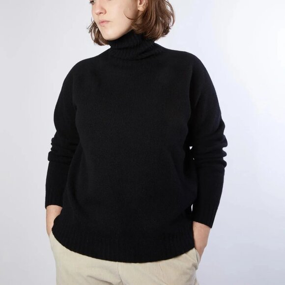 Like new - Black Scottish sweater turtleneck polo neck Jumper Harley of Scotland - Picture 7 of 8